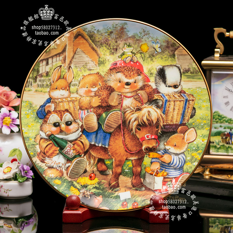 영국산 ROYAL DOULTON 국가 좋은 동반자 1997 미술 유럽 동화 생일 본차이나 접시 행잉 플레이트