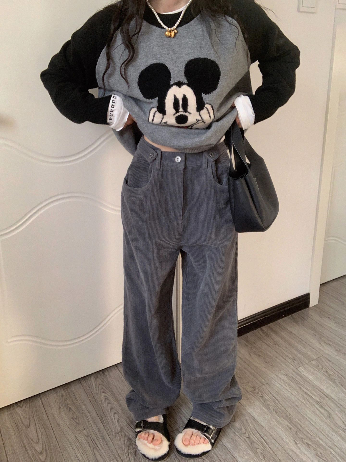 复古垂坠感灰色条绒休闲裤