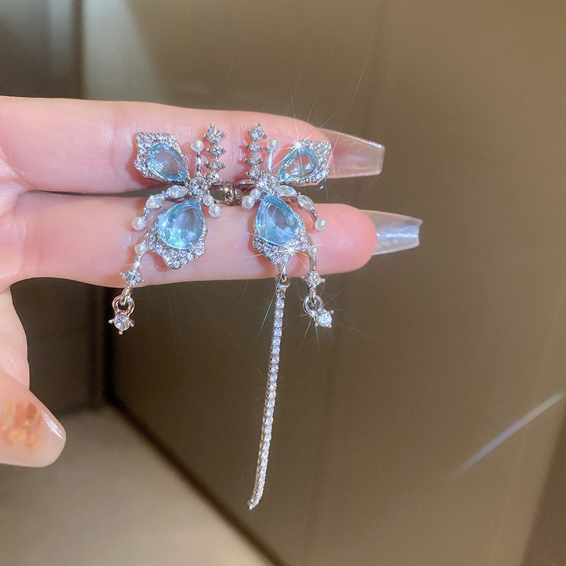 不对称蝴蝶耳挂无耳洞女士耳饰品