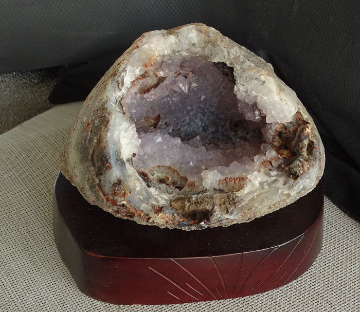 千蕊 天然玛瑙白水晶洞摆件三脚蟾象形大嘴聚财洞家居办公客厅饰