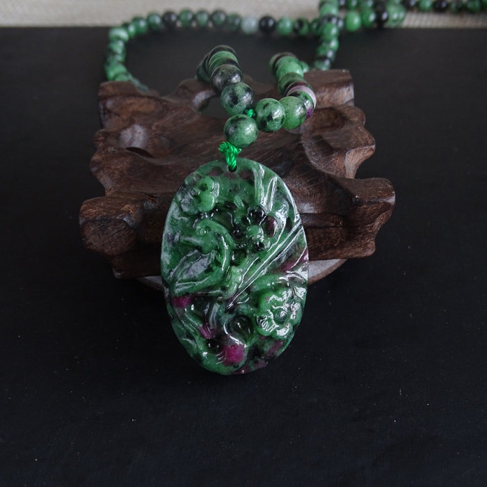 千蕊 天然红绿宝雕刻吊坠 小号喜上眉梢毛衣链项链 祼石配绳