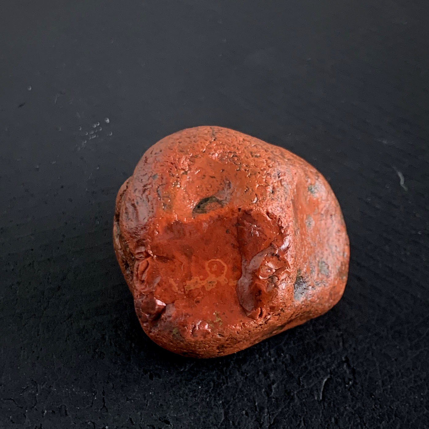 天然南红玛瑙原石毛料把玩