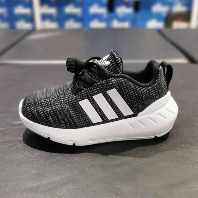 Adidas阿迪达斯男女童舒适跑步鞋休闲透气轻便运动鞋GW8180