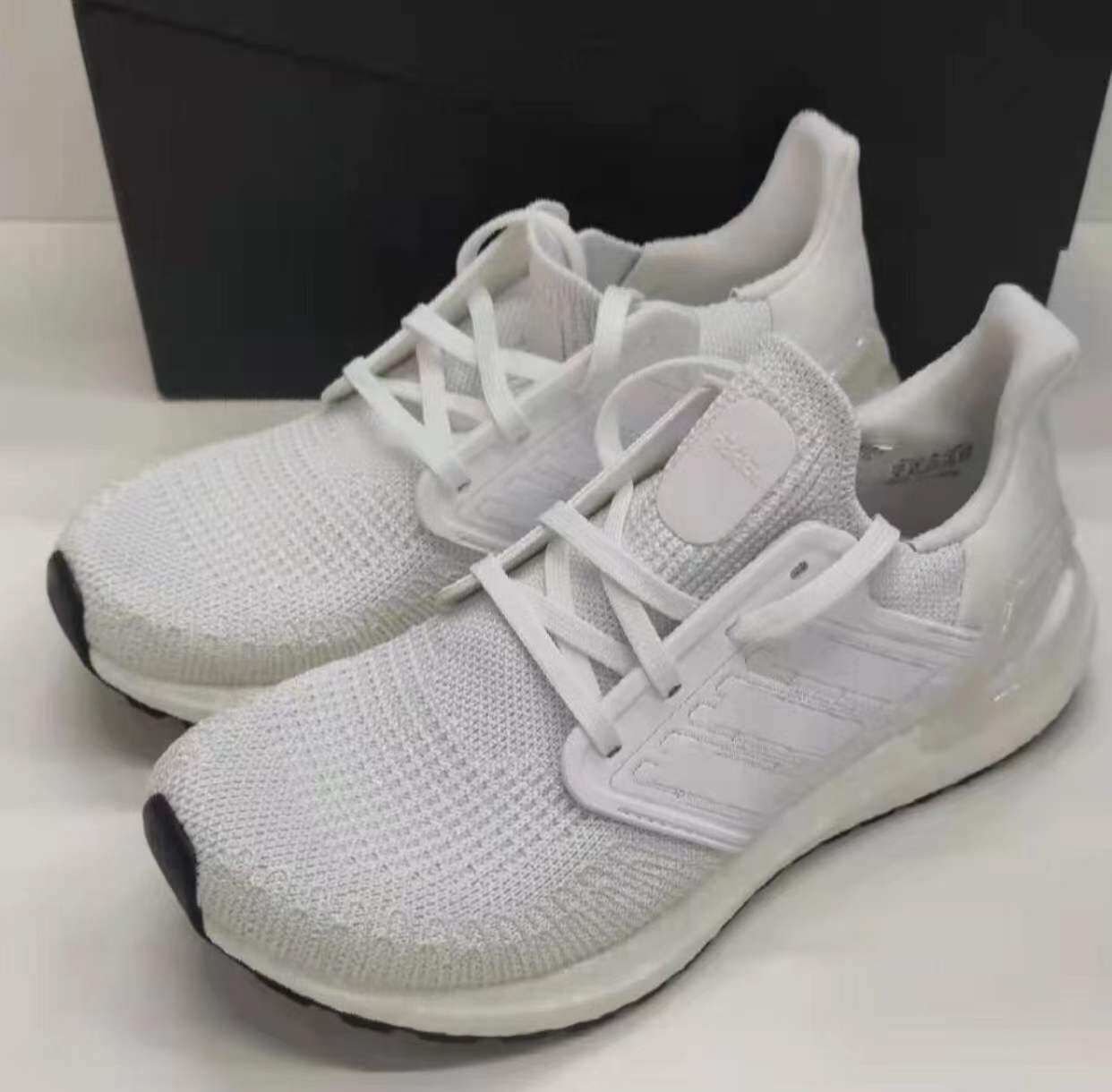 adidas/阿迪达斯女鞋春秋款 ultraboost20运动休闲鞋跑步鞋eg0713
