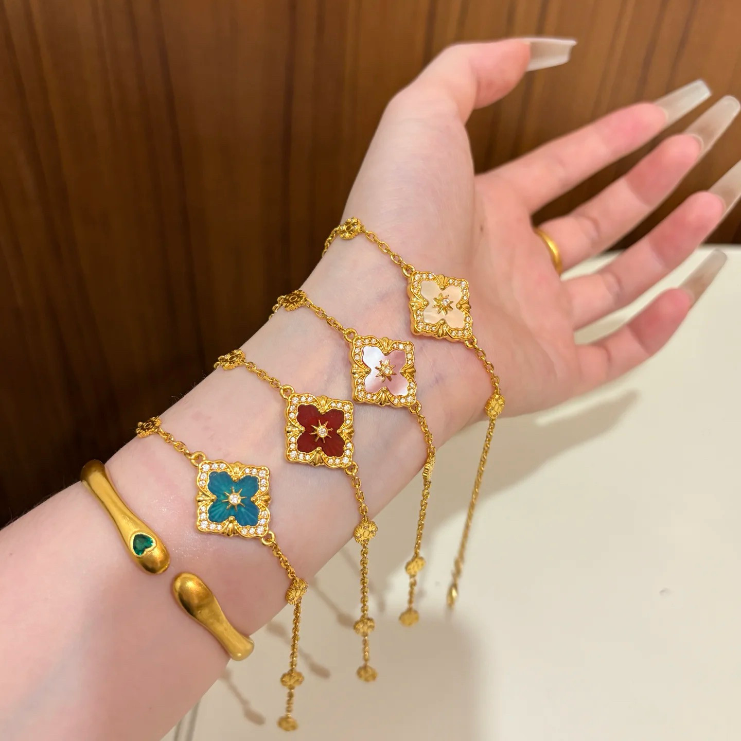 水贝黄金布家手链女足金999单花镶嵌红玛瑙虎眼石点钻手串五花