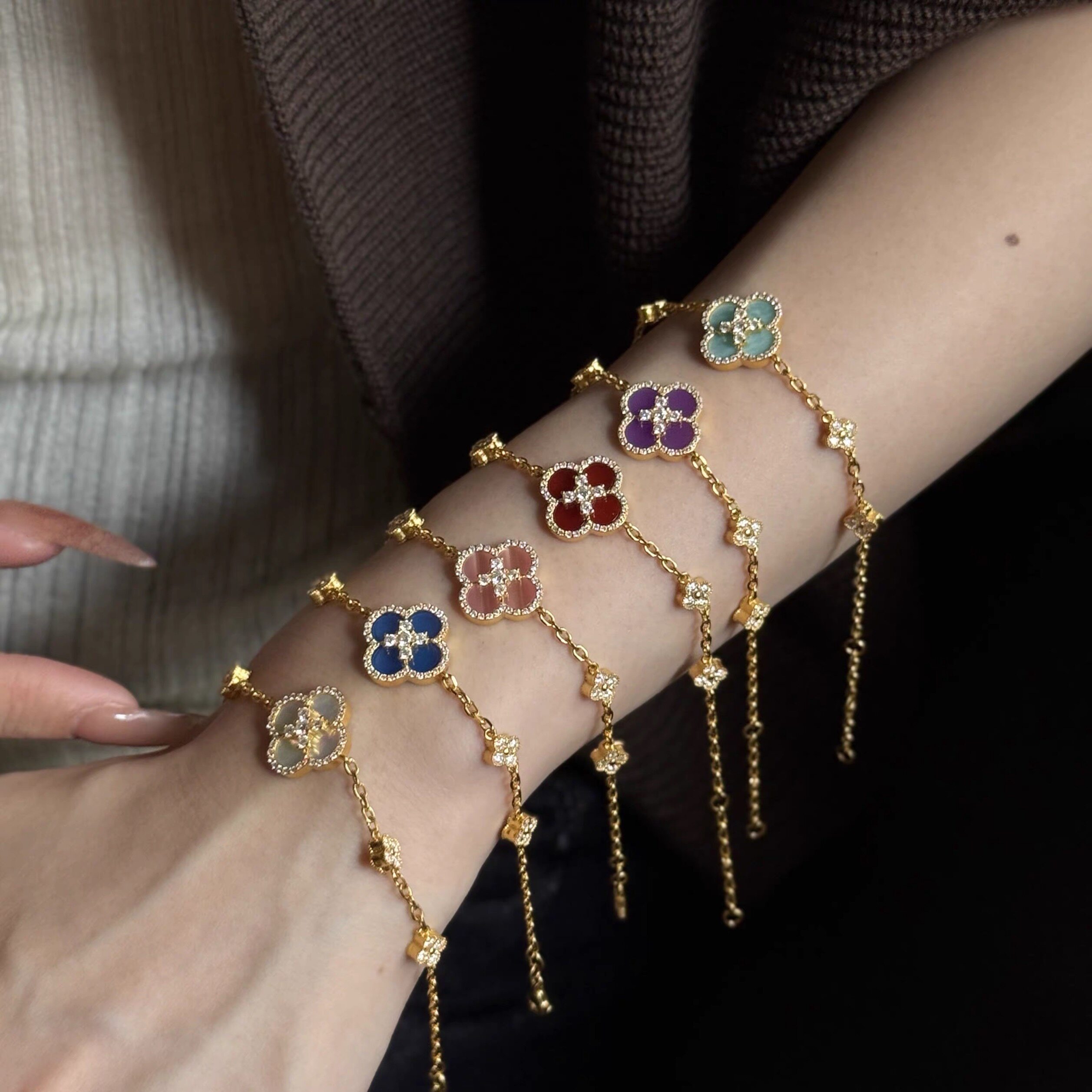 水贝黄金古法足金999四叶单花手链天河新款2026镶嵌莫桑钻高级