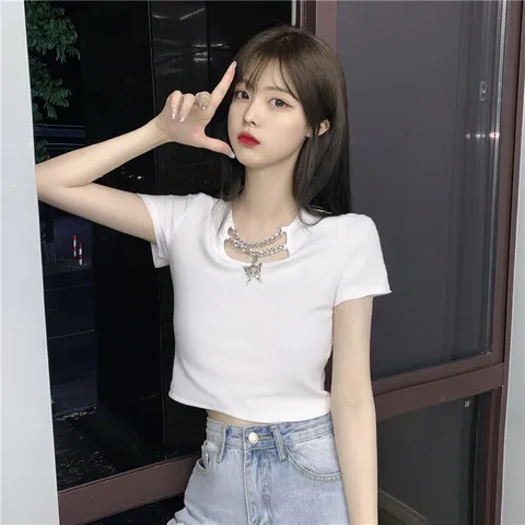 2021年女夏季新款网红蝴蝶T恤短款镂空短袖链条露脐上衣夏设计感