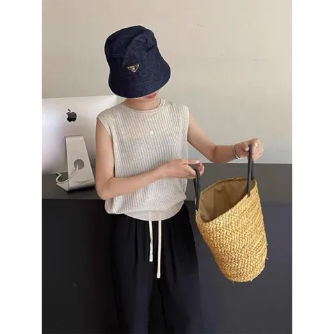 露背肩上衣夏季吊带港风女正无袖设计感交叉针织背心复古外穿杏色