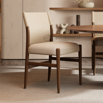 餐椅家用实木椅子2025新款中古风意式极简牛皮胡桃色岛台餐凳餐椅