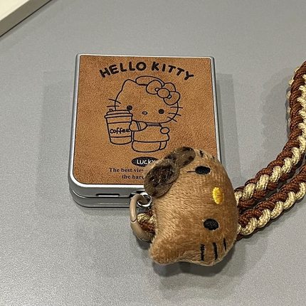 卡通棕色咖啡KT猫毛绒挂绳适用华为pocket2手机壳OPPO Find N3Flip三星zflip6新款小米mixflip折叠vivo XFlip