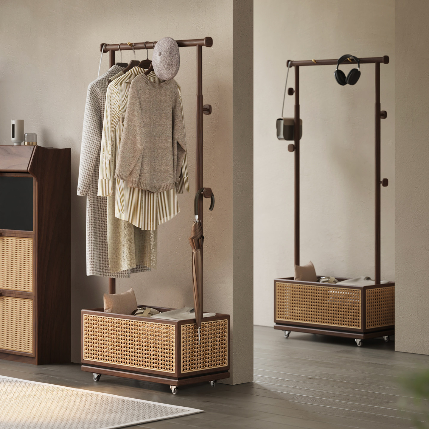 色格黑胡桃木可移动衣帽架