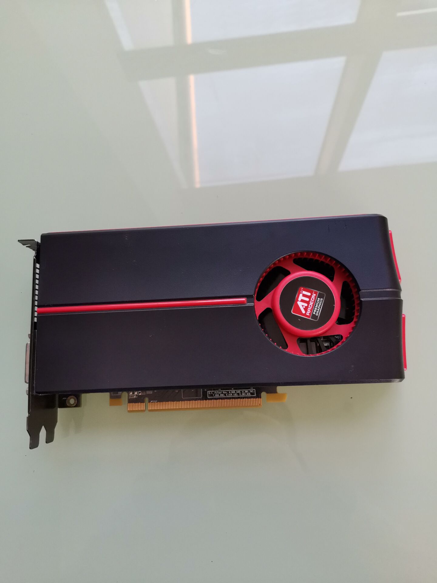 黑苹果显卡公版ATI HD5770显卡 1GB DDR5