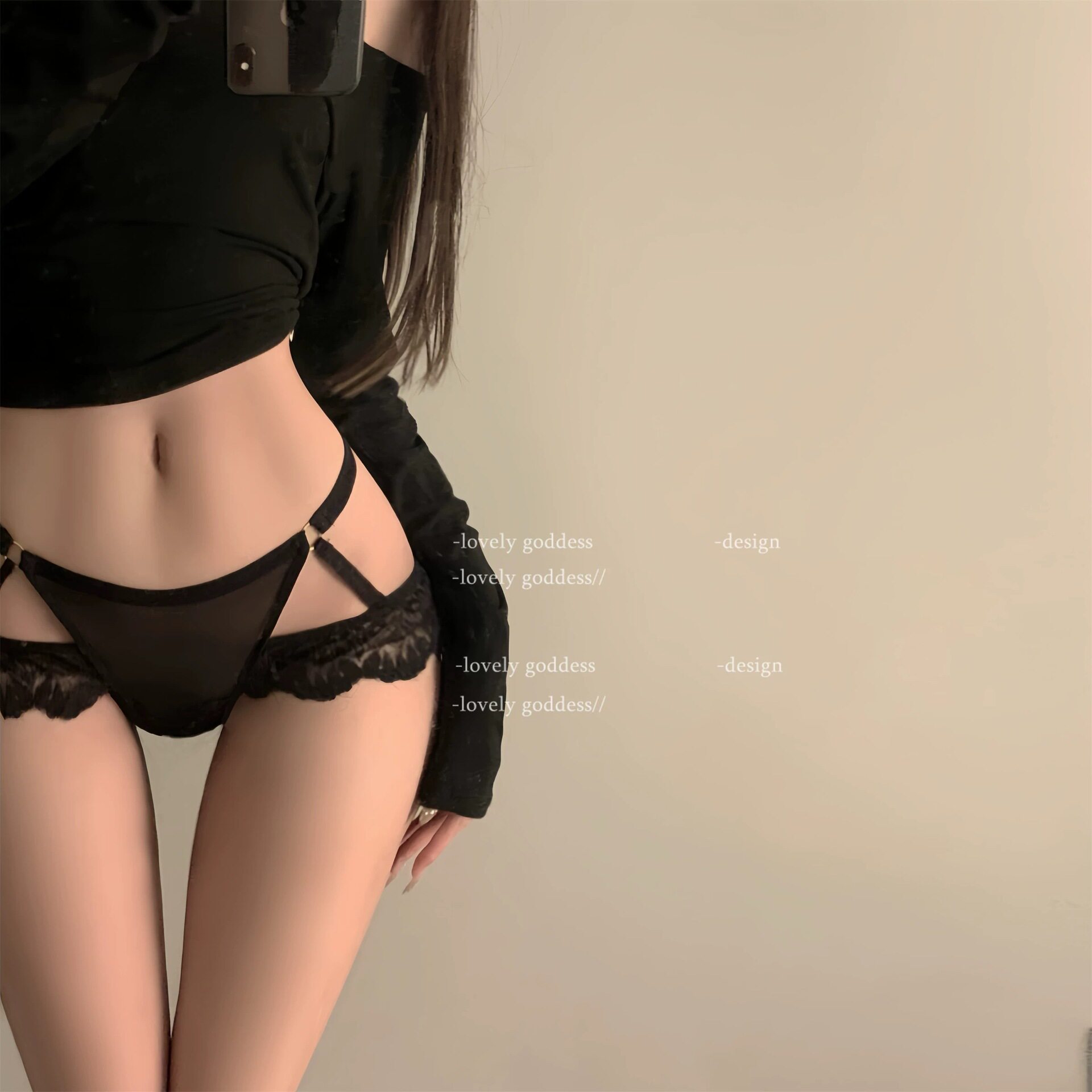 法式纯欲性感蕾丝细带镂空低腰三角裤少女黑色冰丝内裤