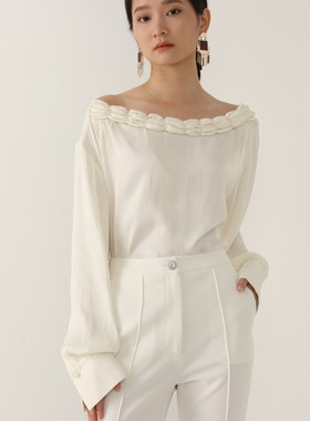 APSH懿千金春原创珍珠捏褶一字领醋酸长袖衬衫女套头上衣杏色黑色