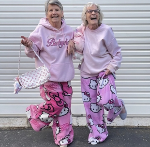 粉红蘑菇 粉色hellokitty卫衣女秋款宽松babydoll潮牌y2k辣妹上衣