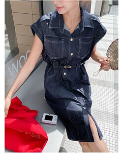 通勤日常撞色明线翻领牛仔连衣裙女2025夏新款时尚显瘦休闲衬衫裙