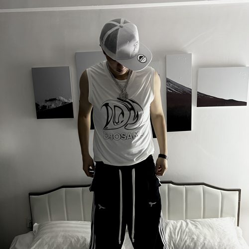 DJOSAMA男女同款T恤2025潮流标签抖音热舞短袖帽子周边