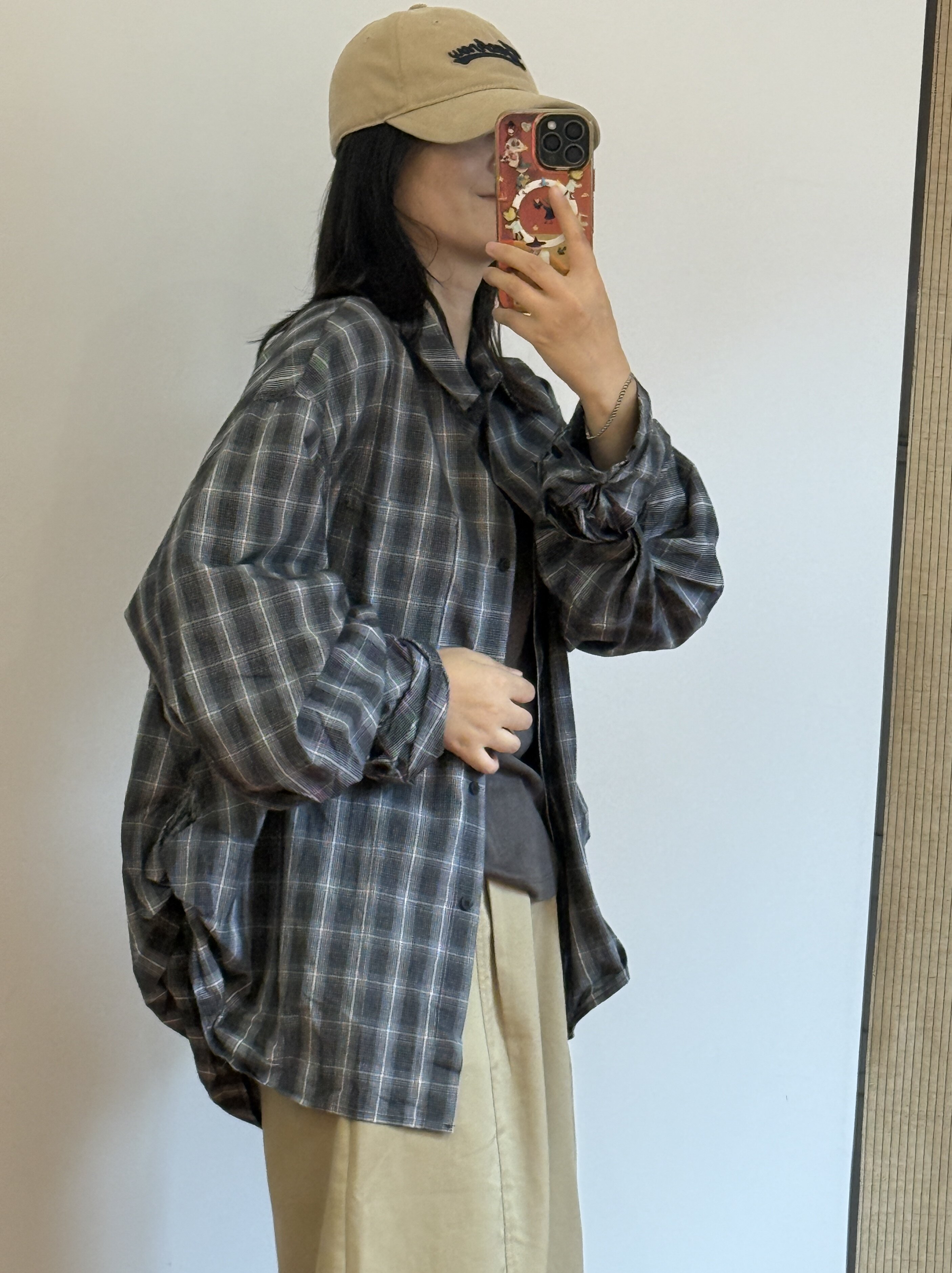 2026秋新款宽松休闲百搭格子衬衫女设计感小众长袖上衣黑灰格
