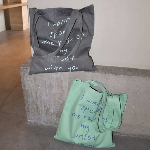 原创小众撞色手绘涂鸦帆布包