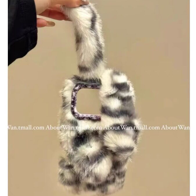 欧美复古豹纹秋冬毛绒Civi5/4pro/3手机壳适用小米17pro/15/14/13潮女K70e兔子k90/k80红米Note15pro/14/13t