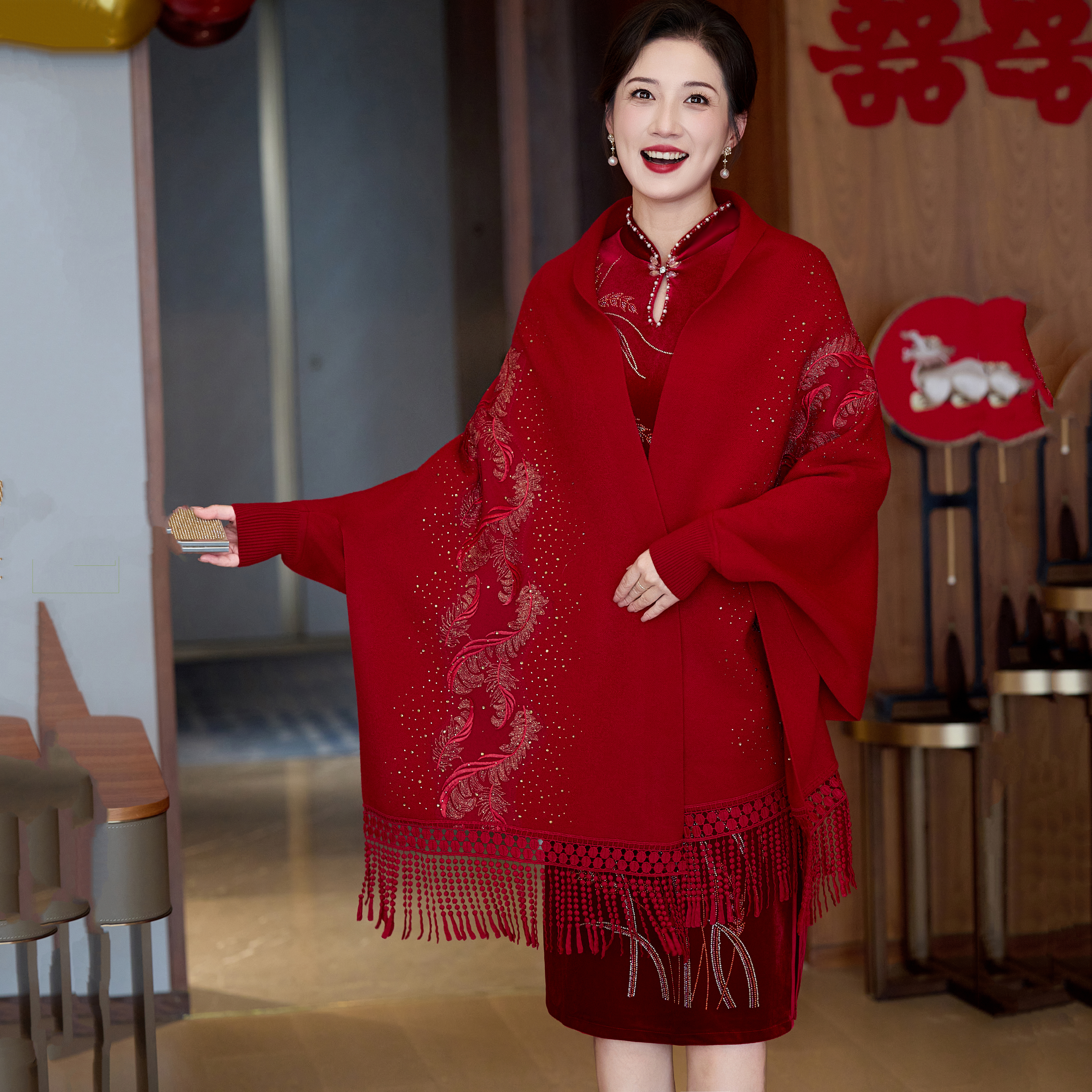 妈妈秋冬新款旗袍披肩带袖礼服