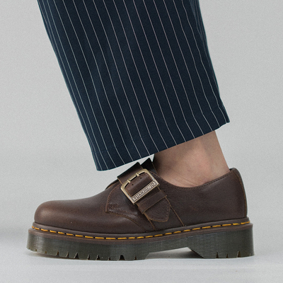 新款棕色搭扣带真皮马丁单鞋英伦厚底低帮女鞋1461classic pull