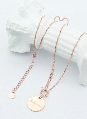 俄罗斯585紫金精美光面圆牌字母女款肖邦项链时尚气质镀14k玫瑰金