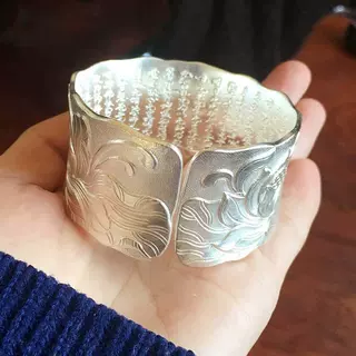 999足银手镯古法纯手工錾刻宽面浮雕莲花心经复古开口饰品莲花纹