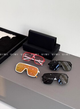 新锐潮流符号！26FW 简约方形渐变色太阳镜法滑雪墨镜情侣款