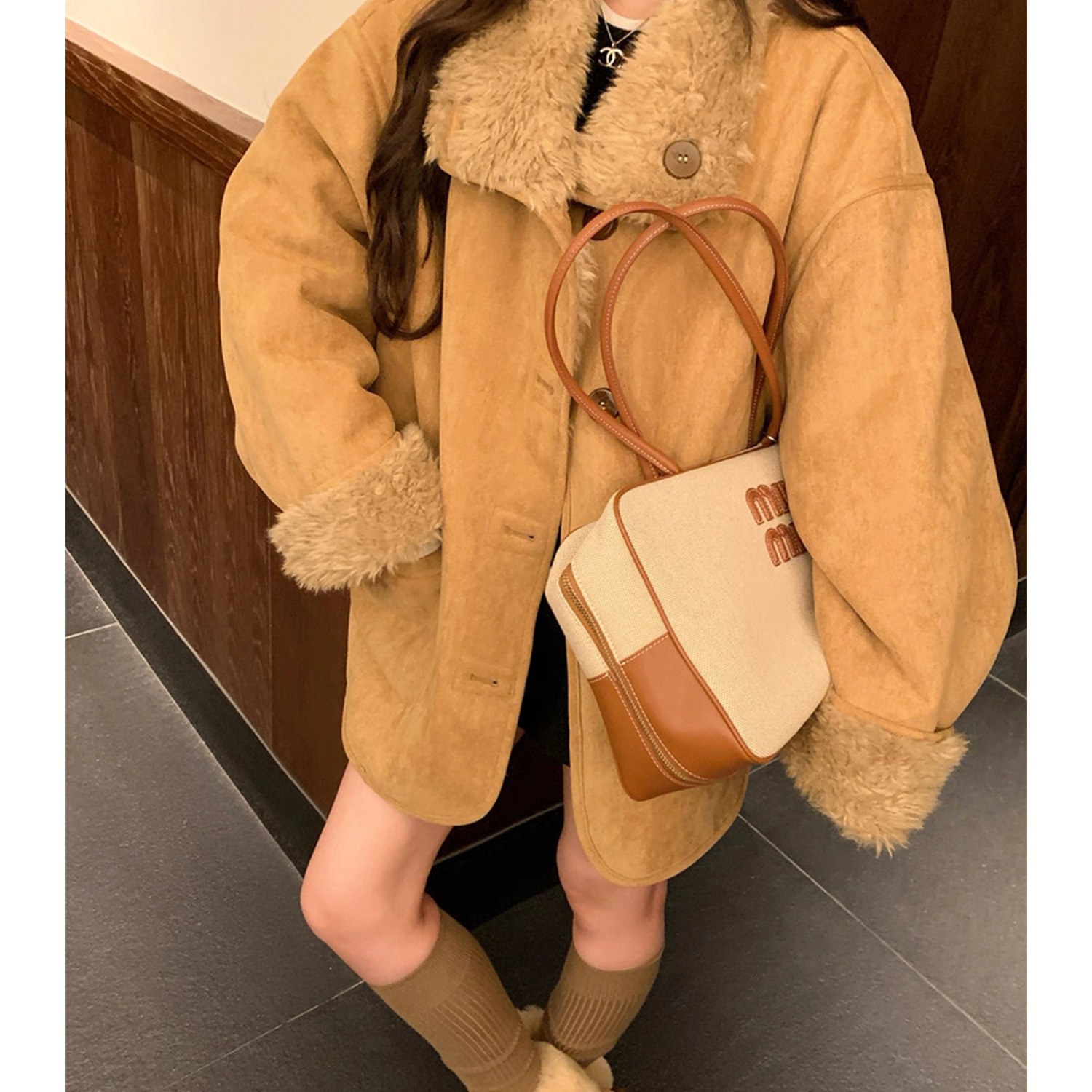 正反两穿皮毛一体羊羔毛机车服女秋冬环保皮草加厚麂皮毛毛外套