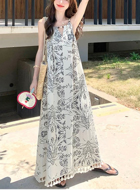 民族风串珠碎花挂脖连衣裙女26春夏度假风下摆流苏设计感宽松长裙