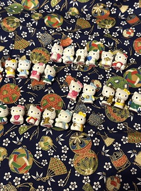 现货 日本hello kitty迷你小摆件套装 车饰桌面公仔套装摆件