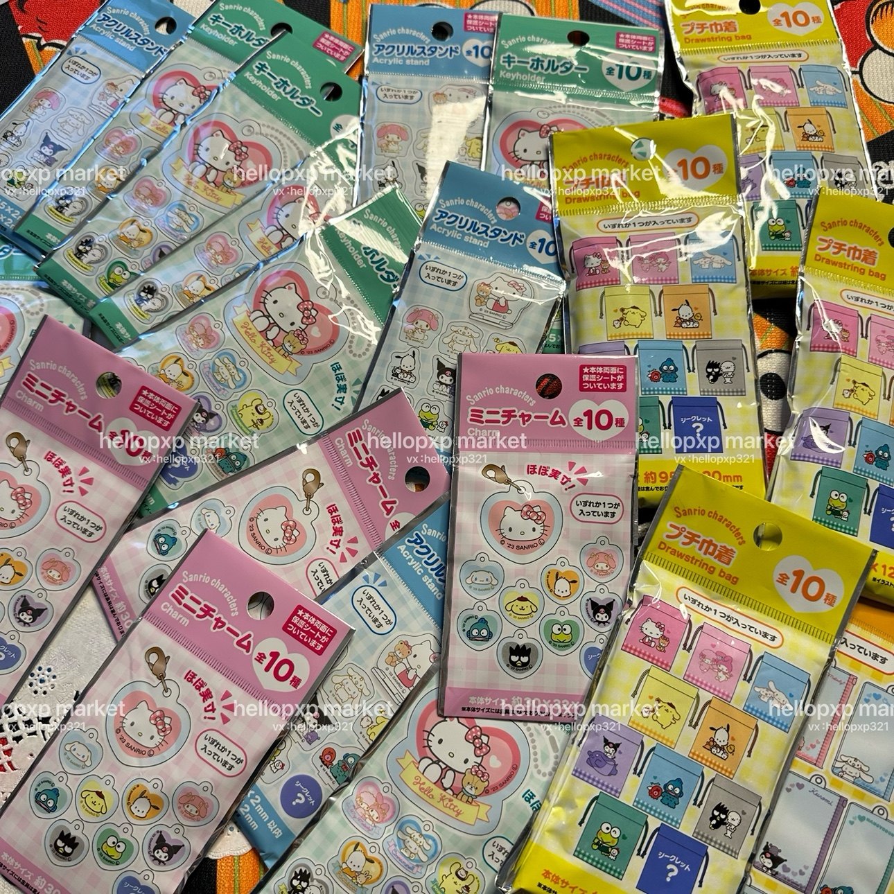 现货 日本正品三丽鸥人物卡通周边盲袋 亚克力挂件吊坠立牌收纳袋图片