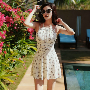 挂脖温泉泳装 高级保守少女遮肚显瘦连体裙式 小香风新款 泳衣女款