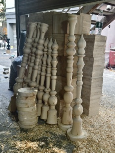 实木圆柱木头圆柱装饰柱子圆柱木雕圆柱木头圆柱装饰柱子圆柱木雕