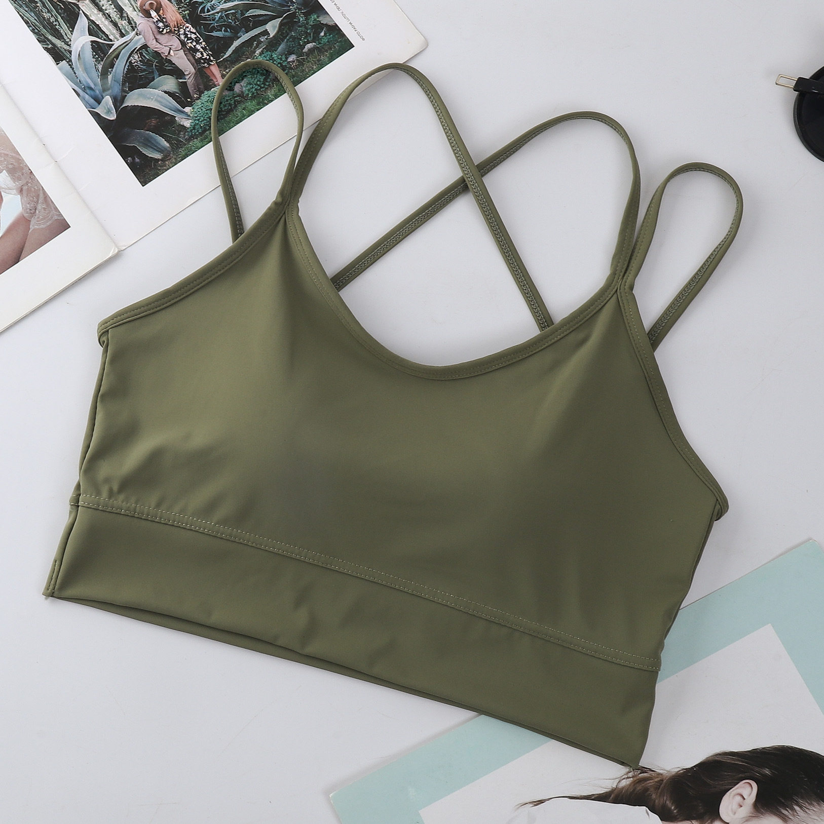 短背心潜水服女分体内衣无钢圈小胸聚拢速干文胸冲浪浮潜运动上衣