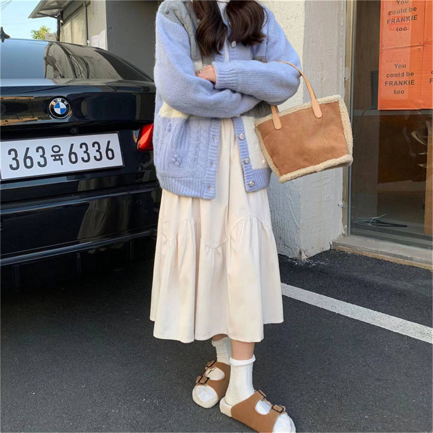 日系丝绒白色蛋糕半身裙女秋冬森系小个子中长款遮胯a字气质长裙