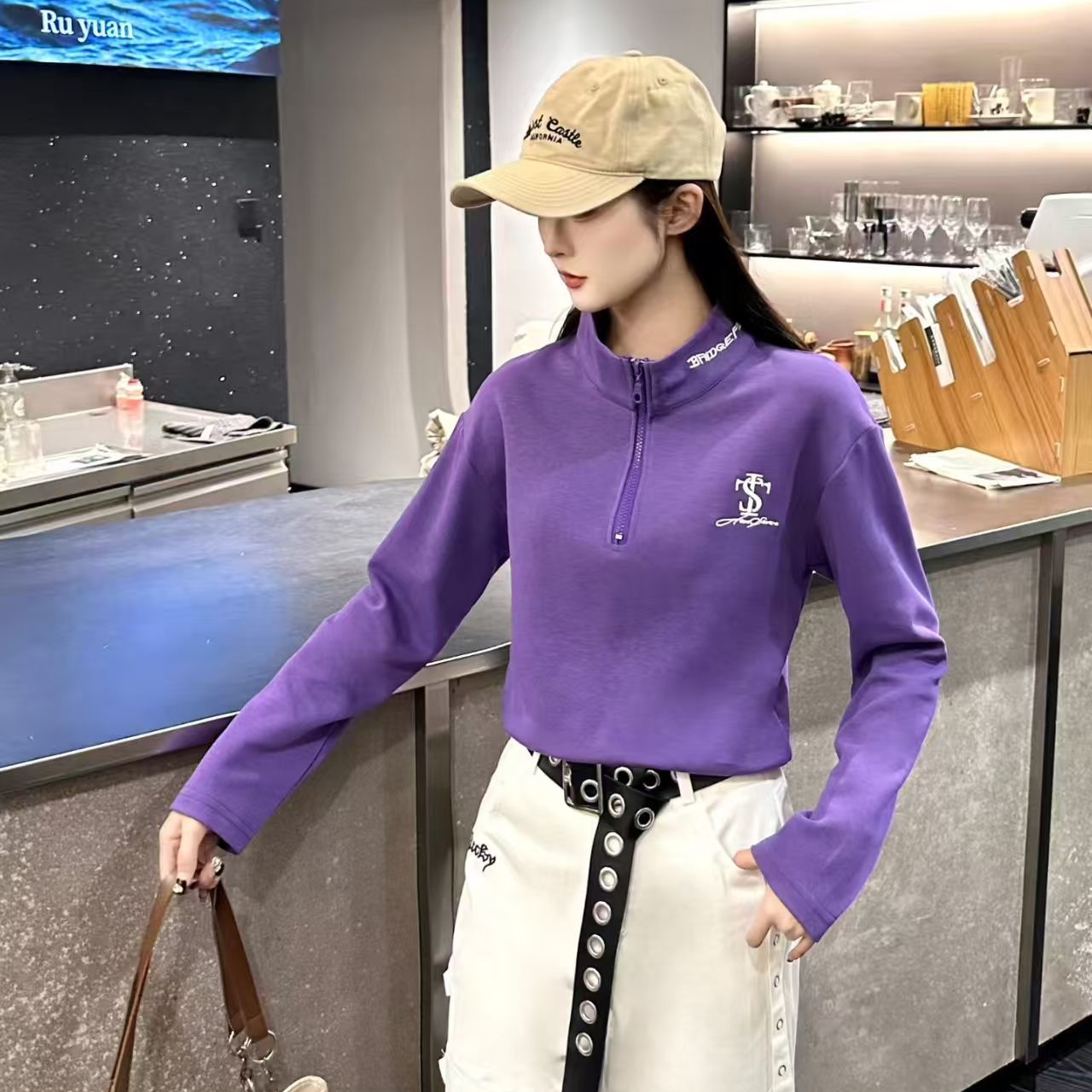 秋冬季刺绣卫衣立领上衣