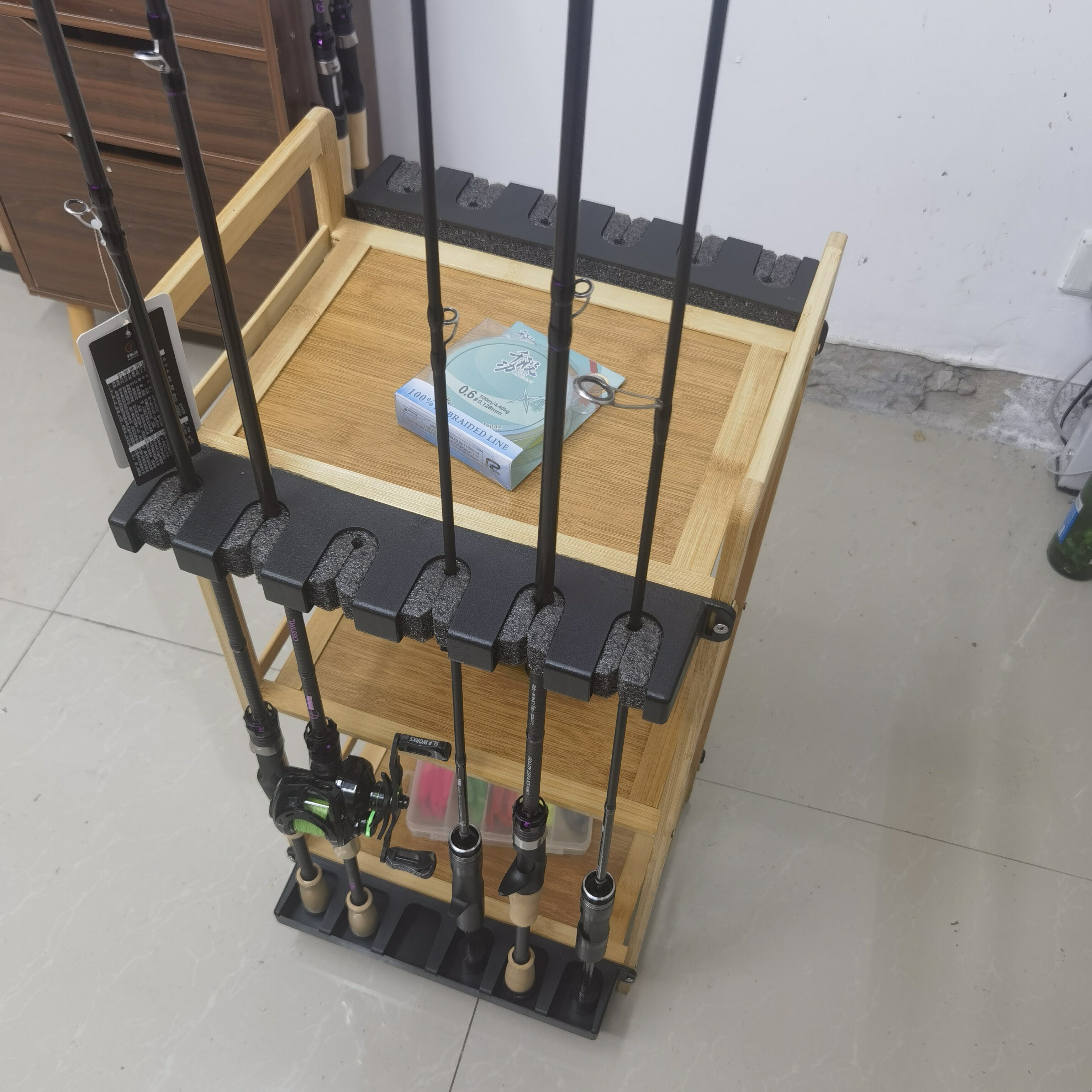 千般功鱼竿架路亚竿放置家用收纳鱼具架展示架鱼竿架免打孔竿架 - 实物图