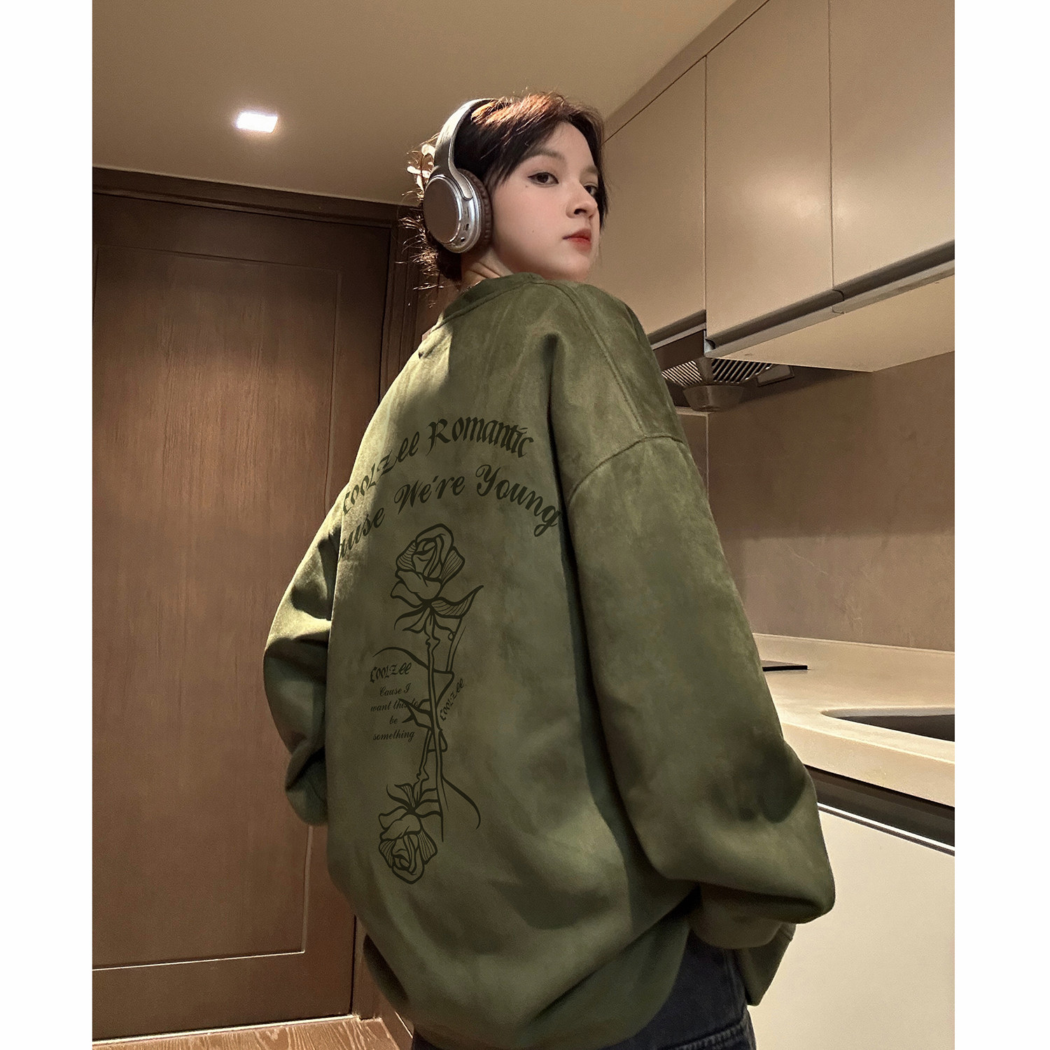 春季麂皮绒圆领套头情侣卫衣 W602/P48图片