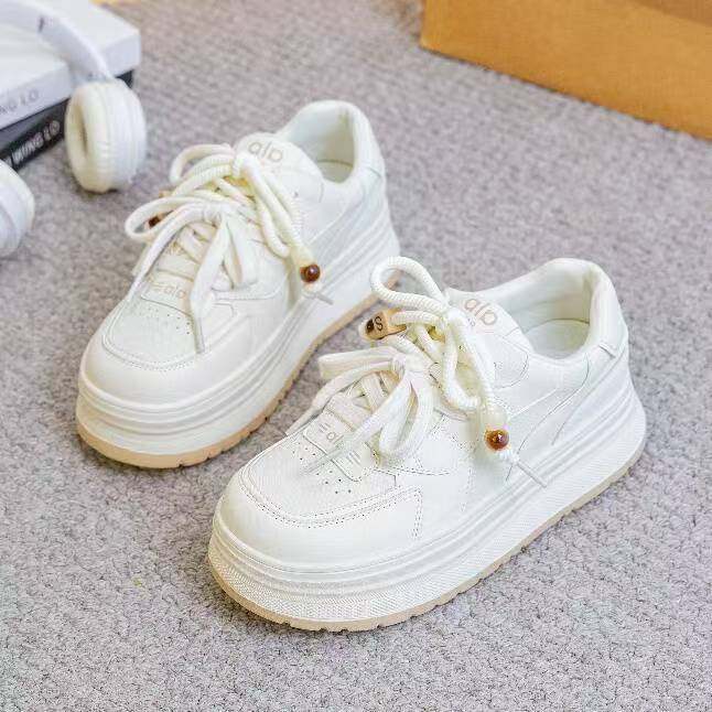 真皮大码女鞋41-43春季2026新款厚底小白鞋休闲鞋百搭运动42板鞋,女鞋,时尚休闲鞋,淘宝优惠券,粉丝福利购,淘宝优惠卷