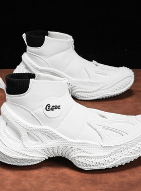 椰子男鞋春季休闲学生运动跑步软底舒适耐磨白色潮牌青少年老爹鞋