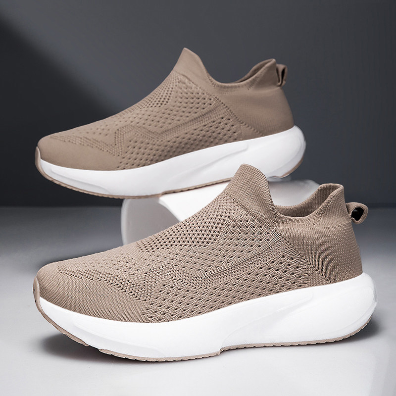 男鞋春季运动休闲防滑开车大码软底久站不累一脚蹬上班工作健步鞋