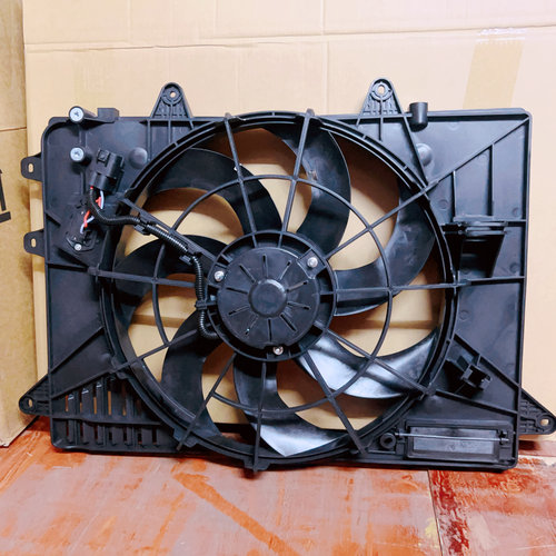 适用江铃新宝典水箱电子扇宝典20款散热器冷却风扇总成电子扇总成