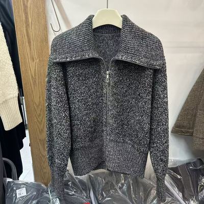 全羊毛大翻领双拉链针织开衫