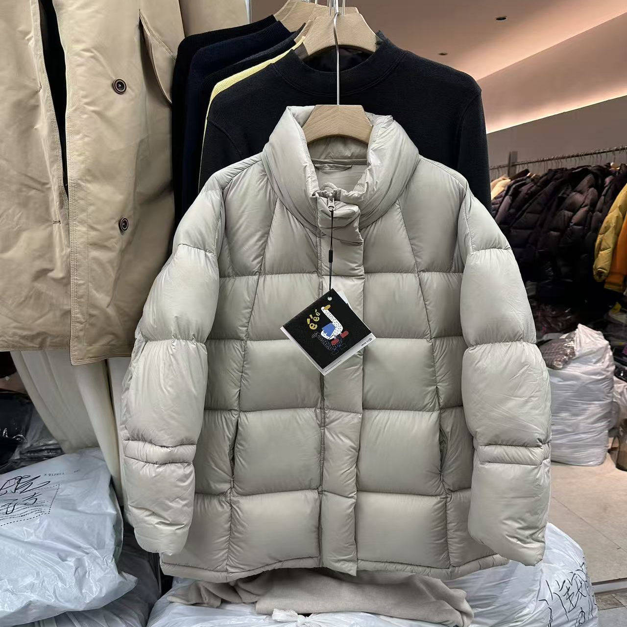 欧货高端云朵泡芙磁吸扣时尚加厚