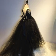 Halloween dành cho thiếu nhi New Black Trailing Dress Dress Piano Performance Tiệc sinh nhật Puff Dress Studio Dress - Váy trẻ em