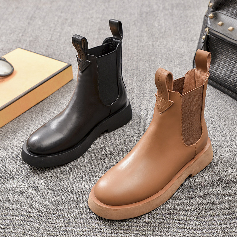 英伦风潮马丁靴欧洲站2023秋冬新款女鞋真皮平跟厚底低跟复古短靴