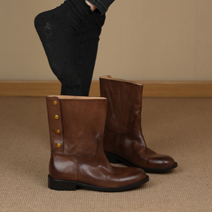 2025秋冬季 真皮圆头擦色铆钉西部靴女复古百搭短靴粗跟马丁靴 新款