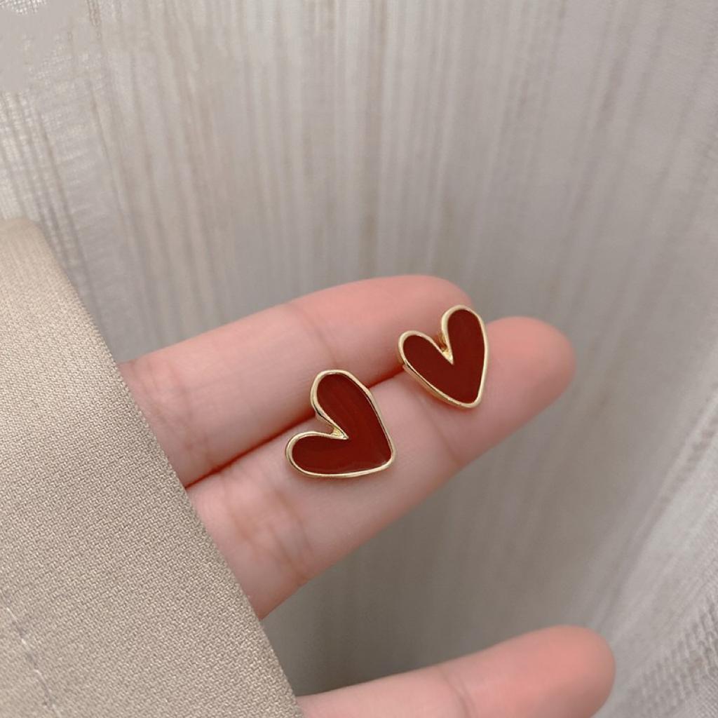 「覆盆子」无耳洞红色爱心耳钉简约复古耳环蚊香盘耳夹过年新年款